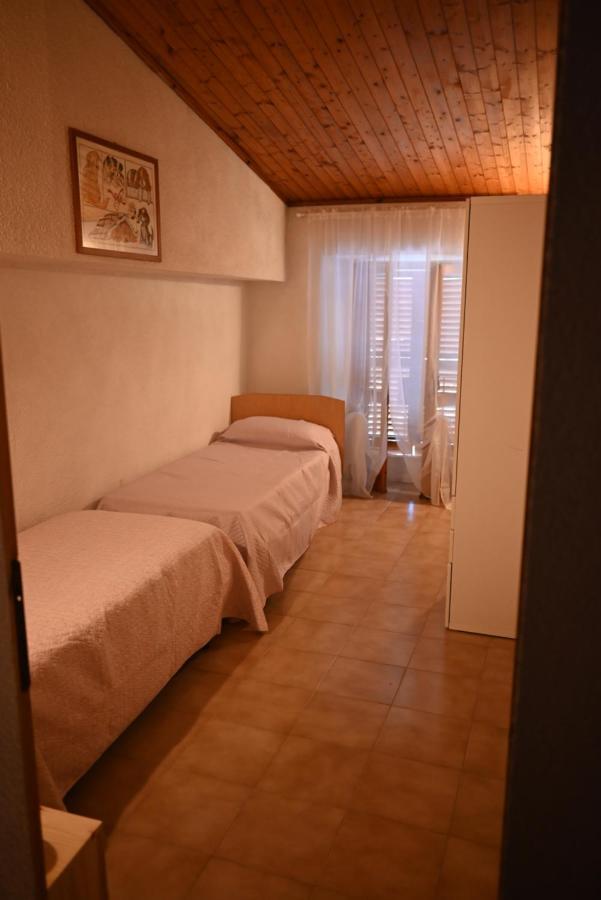 Casa Di Lisa Apartment Ozzano Monferrato ภายนอก รูปภาพ